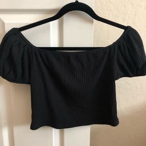 Black Crop-top